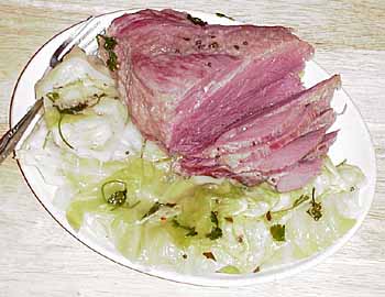 montefin's Point Cut Corned Beef & Cabbage